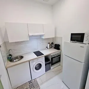  Appartement T1 Bis 1 France